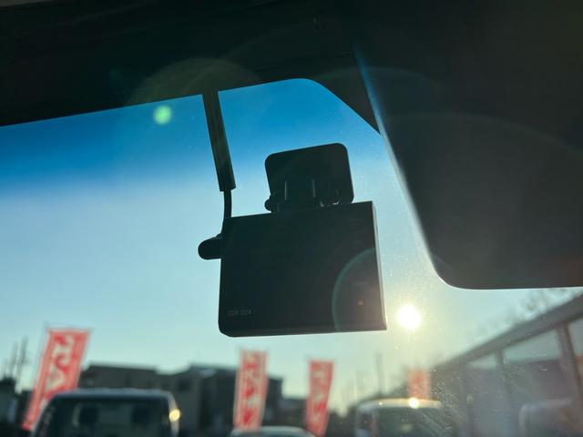 ピクシストラック エクストラ　フロアオートマ　スマートキー　プッシュスタート　アイドリングストップ　カラー電動格納ミラー　三方開　パワーウインドウ　ＥＴＣ　ドライブレコーダー　スマートアシスト　クリアランスソナー（34枚目）