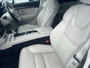 Ｖ９０ クロスカントリー　Ｄ４　ＡＷＤ　モメンタム　スマートキー　ベージュ本革シート　純正ＨＤＤナビ　フルセグＴＶ　３６０℃カメラ　シートヒーター　パワーシート　ＥＴＣ　電子パーキングブレーキ　Ｂｌｕｅｔｏｏｔｈ機能　ドライブレコーダー（8枚目）