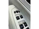 クロスカントリー　Ｄ４　ＡＷＤ　モメンタム　スマートキー　ベージュ本革シート　純正ＨＤＤナビ　フルセグＴＶ　３６０℃カメラ　シートヒーター　パワーシート　ＥＴＣ　電子パーキングブレーキ　Ｂｌｕｅｔｏｏｔｈ機能　ドライブレコーダー（14枚目）
