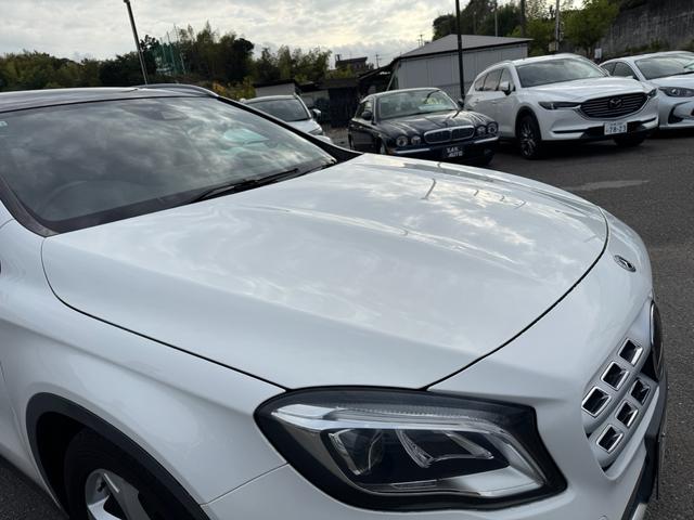 ＧＬＡクラス ＧＬＡ１８０　６ヶ月走行距離無制限保証　パノラミックスライディングルーフ　シートヒーター　ＢＳＭ　スマートキー　パワーバックドア　レーダーセーフティパッケージ　バックカメラ　黒革シート　ハーマンカードン（14枚目）