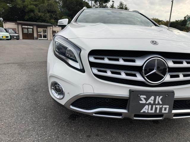 ＧＬＡクラス ＧＬＡ１８０　６ヶ月走行距離無制限保証　パノラミックスライディングルーフ　シートヒーター　ＢＳＭ　スマートキー　パワーバックドア　レーダーセーフティパッケージ　バックカメラ　黒革シート　ハーマンカードン（15枚目）