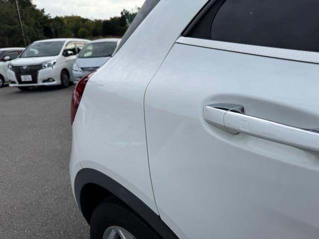 ＧＬＡクラス ＧＬＡ１８０　６ヶ月走行距離無制限保証　パノラミックスライディングルーフ　シートヒーター　ＢＳＭ　スマートキー　パワーバックドア　レーダーセーフティパッケージ　バックカメラ　黒革シート　ハーマンカードン（22枚目）