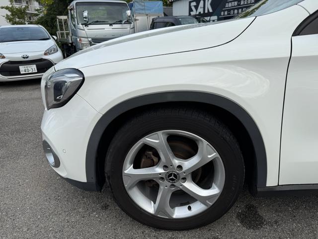 ＧＬＡクラス ＧＬＡ１８０　６ヶ月走行距離無制限保証　パノラミックスライディングルーフ　シートヒーター　ＢＳＭ　スマートキー　パワーバックドア　レーダーセーフティパッケージ　バックカメラ　黒革シート　ハーマンカードン（29枚目）