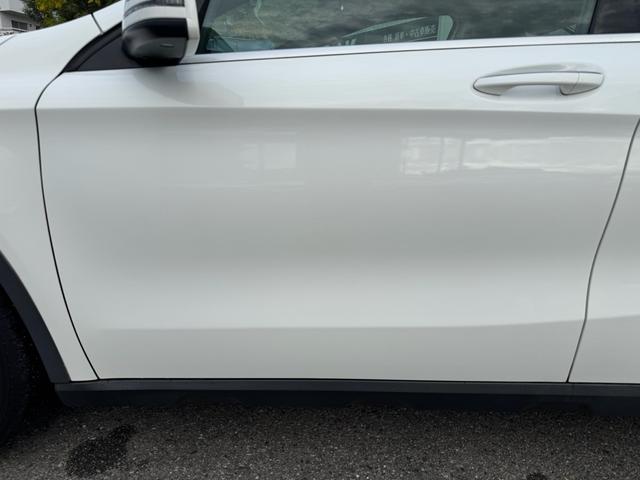 ＧＬＡクラス ＧＬＡ１８０　６ヶ月走行距離無制限保証　パノラミックスライディングルーフ　シートヒーター　ＢＳＭ　スマートキー　パワーバックドア　レーダーセーフティパッケージ　バックカメラ　黒革シート　ハーマンカードン（31枚目）