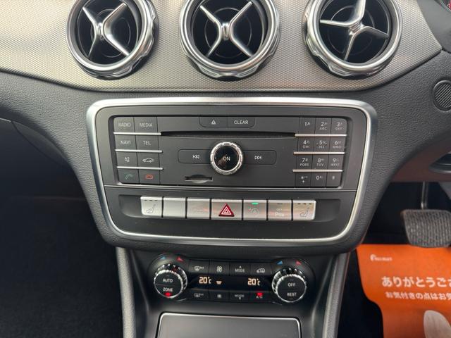 ＧＬＡクラス ＧＬＡ１８０　６ヶ月走行距離無制限保証　パノラミックスライディングルーフ　シートヒーター　ＢＳＭ　スマートキー　パワーバックドア　レーダーセーフティパッケージ　バックカメラ　黒革シート　ハーマンカードン（50枚目）