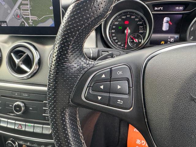 ＧＬＡクラス ＧＬＡ１８０　６ヶ月走行距離無制限保証　パノラミックスライディングルーフ　シートヒーター　ＢＳＭ　スマートキー　パワーバックドア　レーダーセーフティパッケージ　バックカメラ　黒革シート　ハーマンカードン（53枚目）