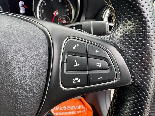 ＧＬＡクラス ＧＬＡ１８０　６ヶ月走行距離無制限保証　パノラミックスライディングルーフ　シートヒーター　ＢＳＭ　スマートキー　パワーバックドア　レーダーセーフティパッケージ　バックカメラ　黒革シート　ハーマンカードン（54枚目）