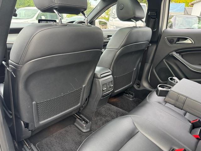 ＧＬＡクラス ＧＬＡ１８０　６ヶ月走行距離無制限保証　パノラミックスライディングルーフ　シートヒーター　ＢＳＭ　スマートキー　パワーバックドア　レーダーセーフティパッケージ　バックカメラ　黒革シート　ハーマンカードン（66枚目）