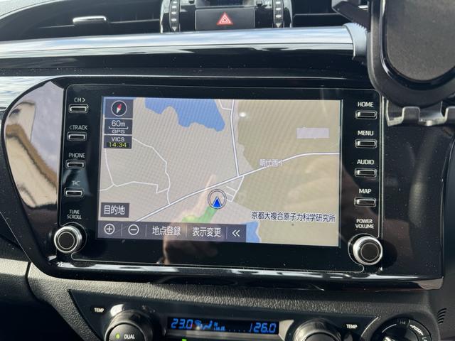 ハイラックス Ｚ　ＧＲスポーツ　ワンオーナー　ユーザー買取　８インチディスプレイオーディオ　ナビ　衝突軽減ブレーキ　全方位カメラ　ＬＥＤヘッドランプ　ハードトノカバー　ＧＲサイドステップ　ＧＲドレスアップマフラー　パールホワイト（56枚目）