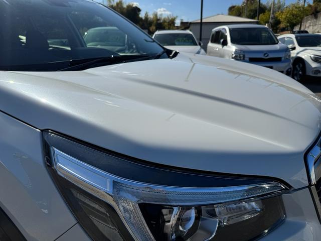 フォレスター アドバンス　１年間走行距離無制限保証　ワンオーナー　禁煙車　サンルーフ　ルーフレール　茶革シート　パワーバックドア　デジタルインナーミラー　　純正８型ナビ　バックカメラ　サイドカメラ　ＬＥＤヘッドライト（16枚目）