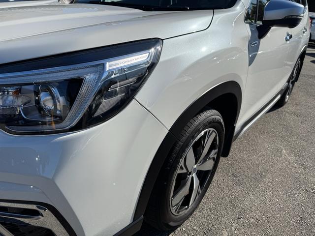 フォレスター アドバンス　１年間走行距離無制限保証　ワンオーナー　禁煙車　サンルーフ　ルーフレール　茶革シート　パワーバックドア　デジタルインナーミラー　　純正８型ナビ　バックカメラ　サイドカメラ　ＬＥＤヘッドライト（30枚目）