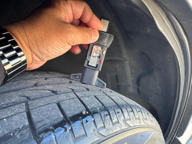 フォレスター アドバンス　１年間走行距離無制限保証　ワンオーナー　禁煙車　サンルーフ　ルーフレール　茶革シート　パワーバックドア　デジタルインナーミラー　　純正８型ナビ　バックカメラ　サイドカメラ　ＬＥＤヘッドライト（41枚目）