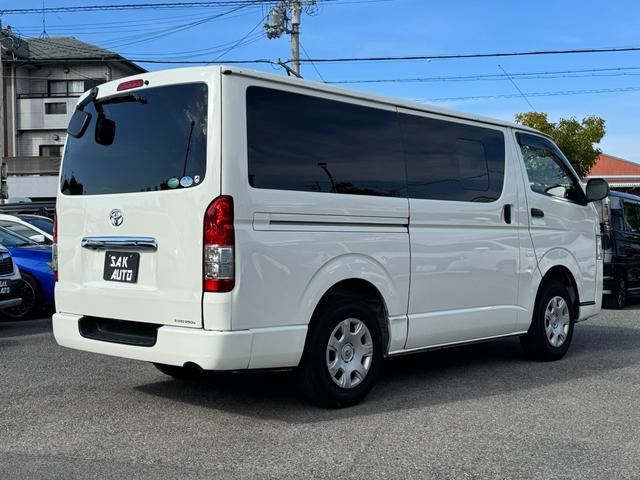 ハイエースバン ロングDX GLパッケージ 法人ワンオーナー ディーゼルターボ LEDヘッドライト パイオニアディスプレイオーディオ バックカメラ 助手席エアバッグ キーレス 令和5年11月197316km時タイミングベルト交換済み(7枚目)