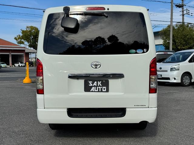 ハイエースバン ロングDX GLパッケージ 法人ワンオーナー ディーゼルターボ LEDヘッドライト パイオニアディスプレイオーディオ バックカメラ 助手席エアバッグ キーレス 令和5年11月197316km時タイミングベルト交換済み(8枚目)