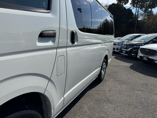 ハイエースバン ロングDX GLパッケージ 法人ワンオーナー ディーゼルターボ LEDヘッドライト パイオニアディスプレイオーディオ バックカメラ 助手席エアバッグ キーレス 令和5年11月197316km時タイミングベルト交換済み(25枚目)