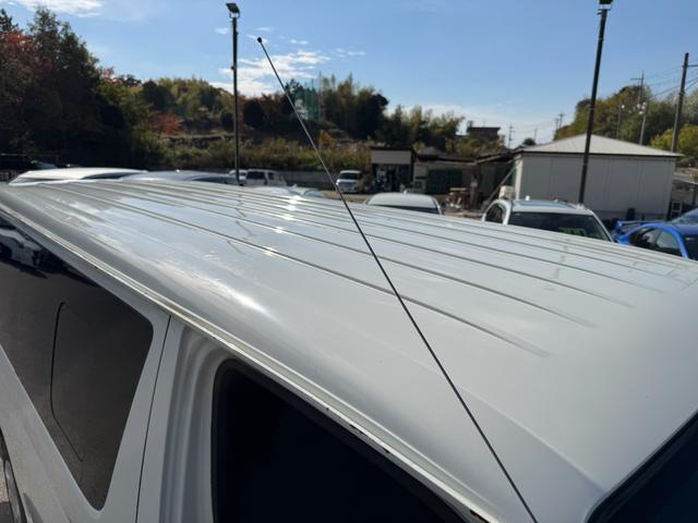 ハイエースバン ロングDX GLパッケージ 法人ワンオーナー ディーゼルターボ LEDヘッドライト パイオニアディスプレイオーディオ バックカメラ 助手席エアバッグ キーレス 令和5年11月197316km時タイミングベルト交換済み(31枚目)