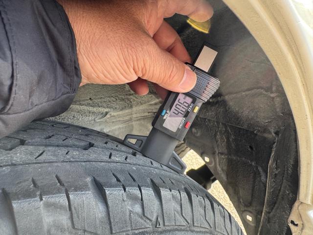 ハイエースバン ロングDX GLパッケージ 法人ワンオーナー ディーゼルターボ LEDヘッドライト パイオニアディスプレイオーディオ バックカメラ 助手席エアバッグ キーレス 令和5年11月197316km時タイミングベルト交換済み(35枚目)