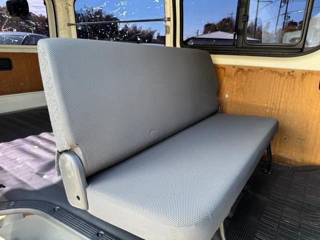 ハイエースバン ロングDX GLパッケージ 法人ワンオーナー ディーゼルターボ LEDヘッドライト パイオニアディスプレイオーディオ バックカメラ 助手席エアバッグ キーレス 令和5年11月197316km時タイミングベルト交換済み(50枚目)