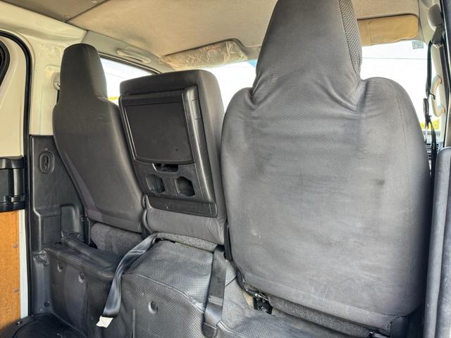 ハイエースバン ロングDX GLパッケージ 法人ワンオーナー ディーゼルターボ LEDヘッドライト パイオニアディスプレイオーディオ バックカメラ 助手席エアバッグ キーレス 令和5年11月197316km時タイミングベルト交換済み(51枚目)