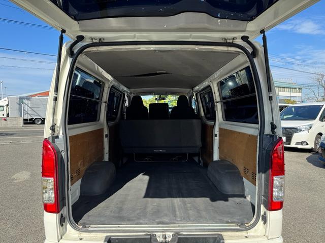 ハイエースバン ロングDX GLパッケージ 法人ワンオーナー ディーゼルターボ LEDヘッドライト パイオニアディスプレイオーディオ バックカメラ 助手席エアバッグ キーレス 令和5年11月197316km時タイミングベルト交換済み(56枚目)