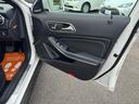 ＧＬＡ１８０　６ヶ月走行距離無制限保証　パノラミックスライディングルーフ　シートヒーター　ＢＳＭ　スマートキー　パワーバックドア　レーダーセーフティパッケージ　バックカメラ　黒革シート　ハーマンカードン（72枚目）