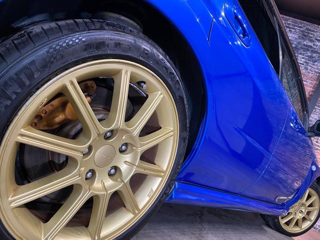 ＷＲＸ　ＳＴｉ　後期モデル・Ｂｒｅｍｂｏブレーキ・ＨＫＳエアクリ・マフラー・ナビＴＶ・Ｄｅｆｉブースト計・ＥＴＣ・ＨＩＤライト・キーレス・純正１７ＡＷ・禁煙・修復無(45枚目)