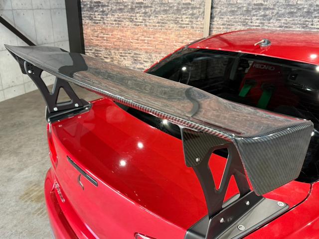 【除菌・消臭施工】中古車ですので、内装の状態は気になりますよね。オゾン発生機を使い、車内を強力に消臭、除菌する事が可能です！