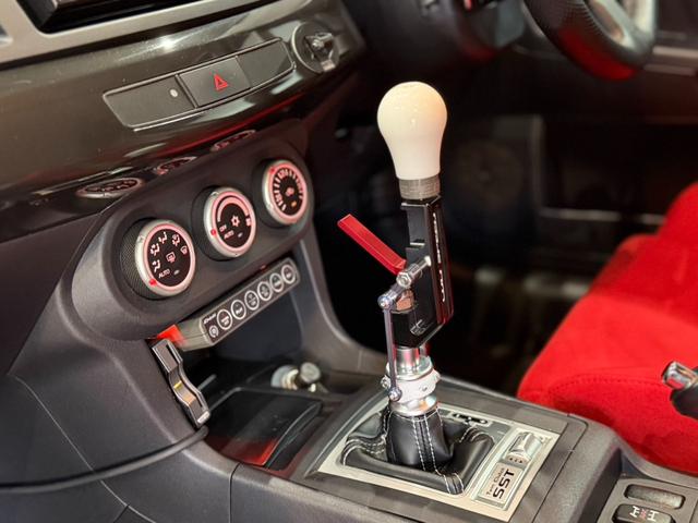 【店内除菌、アルコール設置】店内にはアルコールを数カ所配置、空間除菌も行っております！