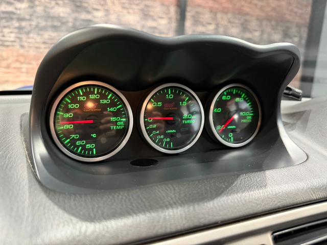 インプレッサ WRX STiリミテッド スバルAWD30周年記念モデル/Eg吸気効率UP/専用ECU/STIゲノムマフラー・3連追加メーター/リミテッド専用エアロパーツ/ファイナルスピード17AW/HDDナビ/CD/DVD/MD(23枚目)