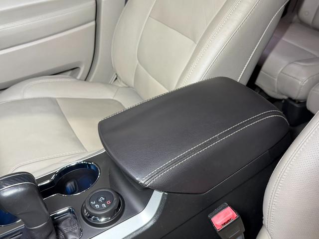 エクスプローラー スポーツ 米国限定 上級グレード/3.5L・V6ツインターボ/SPORT専用パーツ/エアクリ/ナビ/BT/TV/CD/レザーシート/シートヒーター・AC/電動シート/前横後カメラ/純正20AW/ローダウン(25枚目)