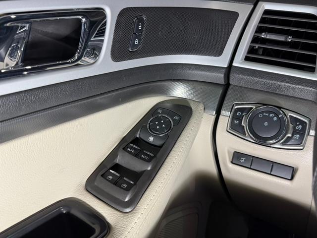 エクスプローラー スポーツ 米国限定 上級グレード/3.5L・V6ツインターボ/SPORT専用パーツ/エアクリ/ナビ/BT/TV/CD/レザーシート/シートヒーター・AC/電動シート/前横後カメラ/純正20AW/ローダウン(31枚目)