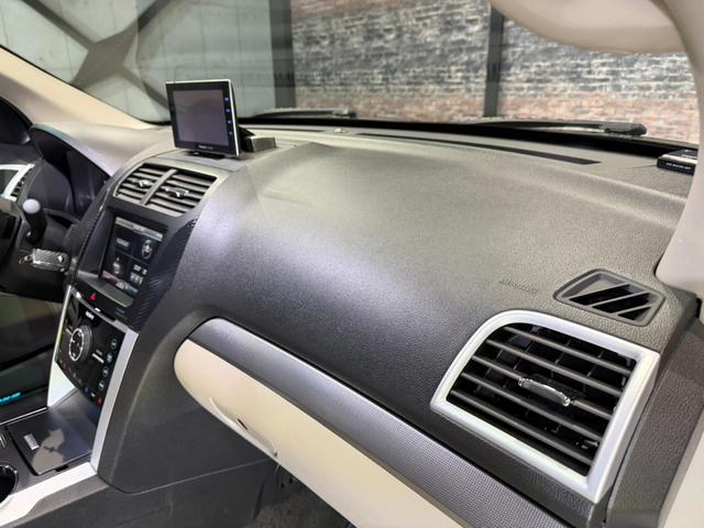 エクスプローラー スポーツ 米国限定 上級グレード/3.5L・V6ツインターボ/SPORT専用パーツ/エアクリ/ナビ/BT/TV/CD/レザーシート/シートヒーター・AC/電動シート/前横後カメラ/純正20AW/ローダウン(32枚目)