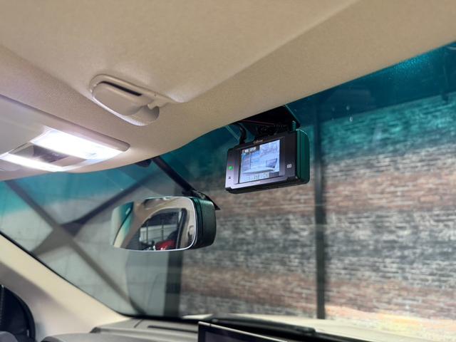 エクスプローラー スポーツ 米国限定 上級グレード/3.5L・V6ツインターボ/SPORT専用パーツ/エアクリ/ナビ/BT/TV/CD/レザーシート/シートヒーター・AC/電動シート/前横後カメラ/純正20AW/ローダウン(37枚目)