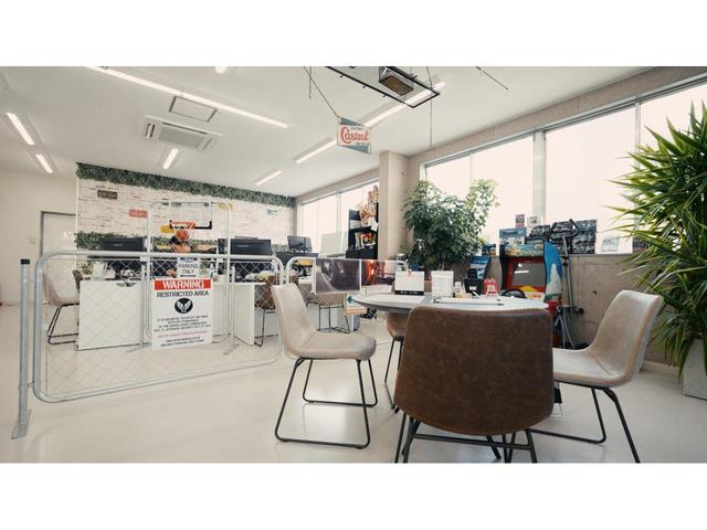 エクスプローラー スポーツ 米国限定 上級グレード/3.5L・V6ツインターボ/SPORT専用パーツ/エアクリ/ナビ/BT/TV/CD/レザーシート/シートヒーター・AC/電動シート/前横後カメラ/純正20AW/ローダウン(75枚目)