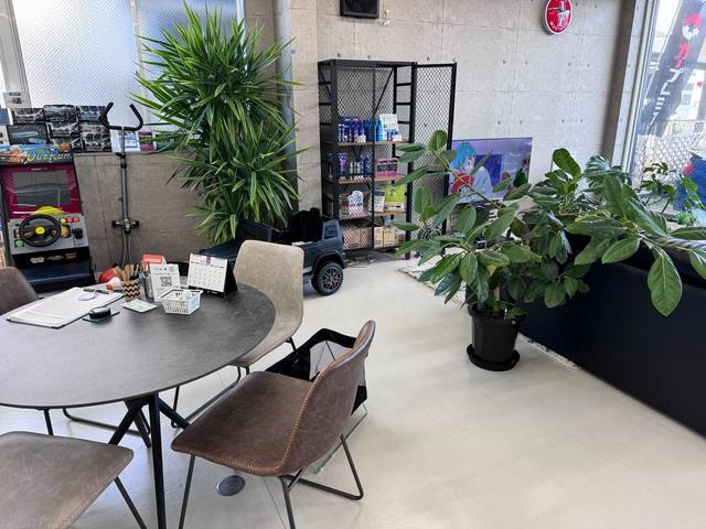 エクスプローラー スポーツ 米国限定 上級グレード/3.5L・V6ツインターボ/SPORT専用パーツ/エアクリ/ナビ/BT/TV/CD/レザーシート/シートヒーター・AC/電動シート/前横後カメラ/純正20AW/ローダウン(76枚目)