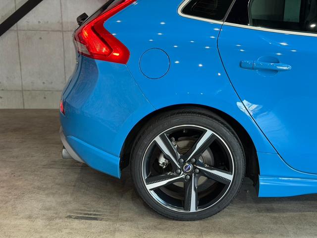 V40 T5 Rデザイン ガラスルーフ/純正18AW/純正ナビ/フルセグ/CD/DVD/HDD/BT/USB/ブラインドスポット/パーキングアシスト/エマブレ/ACC/レーンキープ/ハーフレザーシート/シートヒーター/Bカメラ(49枚目)