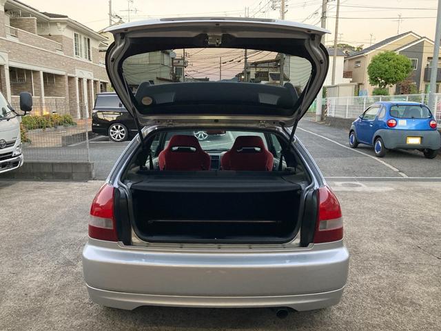 シビック タイプＲ　Ｘ　ＥＫ９／後期型／ボディ同色リペイント済み／純正ホイールリペイント済み／ディーラー記録簿１６枚／ＥＴＣ／無限リアタワーバー（32枚目）
