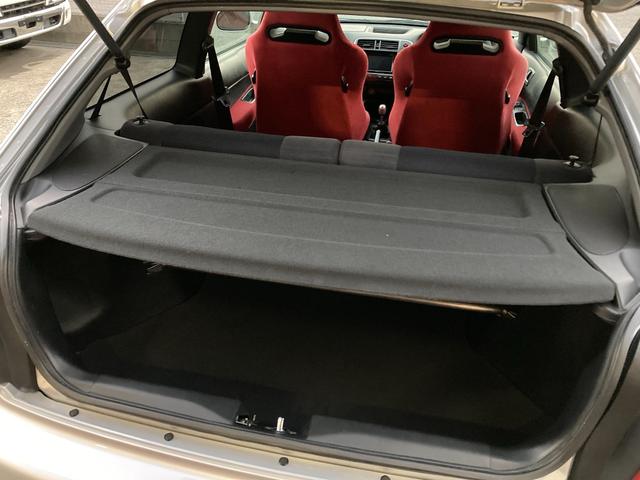 シビック タイプＲ　Ｘ　ＥＫ９／後期型／ボディ同色リペイント済み／純正ホイールリペイント済み／ディーラー記録簿１６枚／ＥＴＣ／無限リアタワーバー（33枚目）