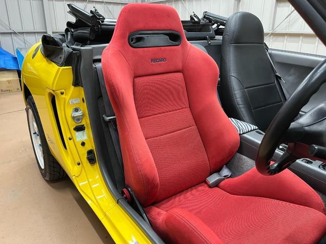 ビート ベースグレード　走行距離２９，０００ｋｍ・２０周年記念モデューロサスペンション・ＲＡＹＳ　ＴＥ３７・ＲＥＣＡＲＯ　ＳＲ－３・ハルテックフルコン・ダイレクトイグニッション・足回りブッシュ交換済・２０周年記念フロアマット（31枚目）