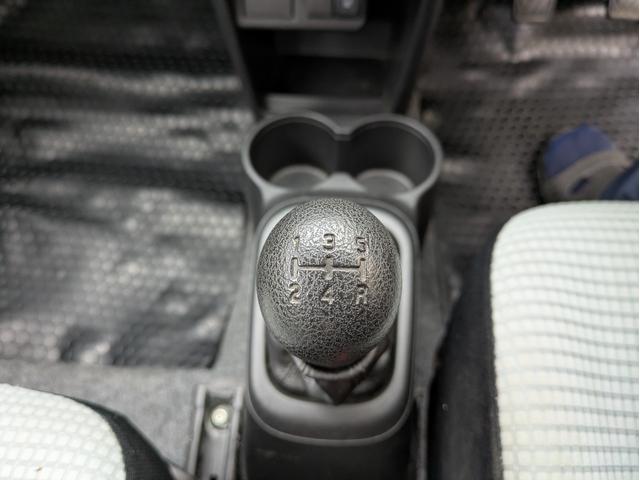 アルト F 5MT エアコン パワステ タイヤ溝有 車検R82月(21枚目)