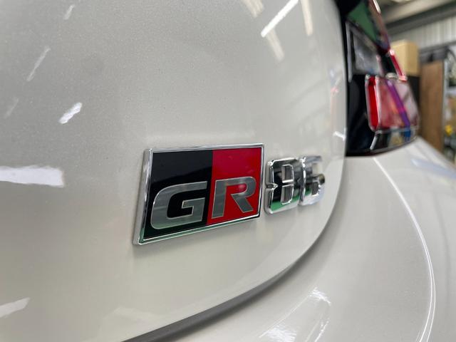 ＧＲ８６ ＲＺ　ＴＯＭＳマフラー　９型ナビ　フルセグ　バックカメラ　ＥＴＣ　ブルートゥース　ＵＳＢ入力　オートクルーズ　オートライト　ＬＥＤヘッド　シートヒーター　純１８アルミ　社外リアスポイラー　ワンオーナー　禁煙（55枚目）