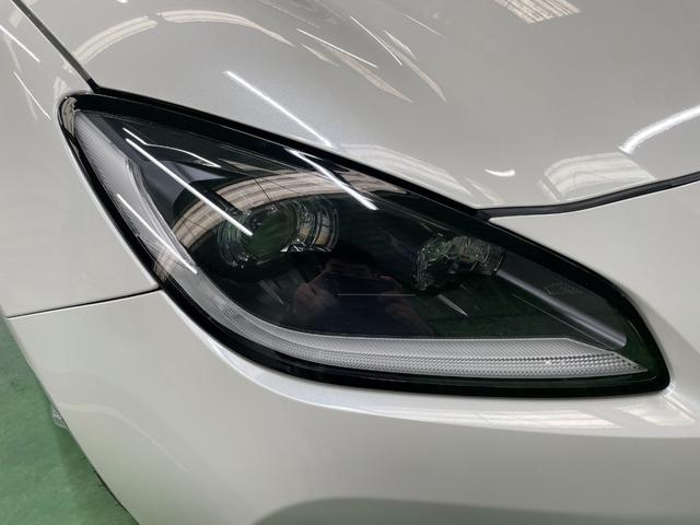 ＧＲ８６ ＲＺ　ＴＯＭＳマフラー　９型ナビ　フルセグ　バックカメラ　ＥＴＣ　ブルートゥース　ＵＳＢ入力　オートクルーズ　オートライト　ＬＥＤヘッド　シートヒーター　純１８アルミ　社外リアスポイラー　ワンオーナー　禁煙（65枚目）