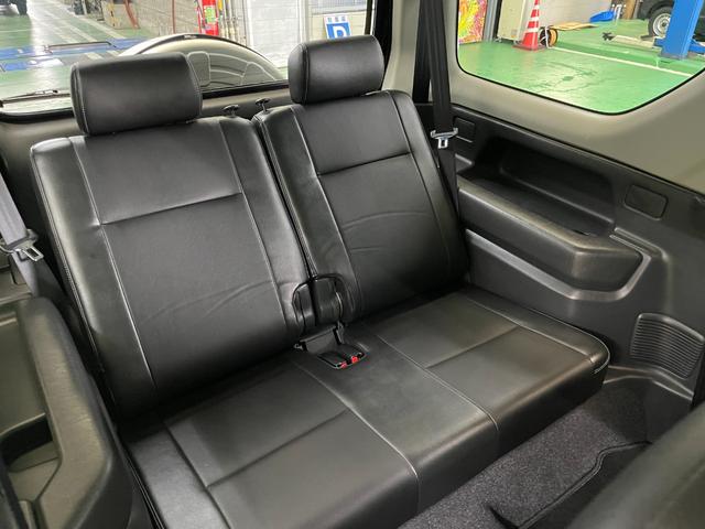 ジムニー クロスアドベンチャーＸＣ　パートタイム４ＷＤ　ターボチャージャー　ＦＭ／ＡＭラジオ　ＣＤ再生可　フォグランプ　キーレスエントリー　ハーフレザーシート　シートヒータ　純１６アルミ　電格ミラー　Ａ／Ｃ　本革ステア　禁煙　１オーナー（15枚目）