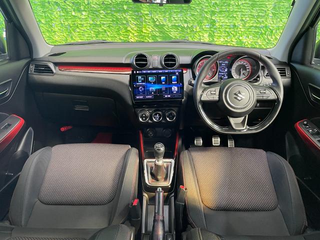 スイフトスポーツ ベースグレード　１０型メモリーナビ　フルセグ　ターボチャージャー　ＥＴＣ　ブルートゥース　ＣＤ・ＤＶＤ再生可能　オートクルーズ　オートライト　ＬＥＤヘッド　運転席ヒーター　純正アルミ　社外エアロ　オートエアコン　禁煙（2枚目）