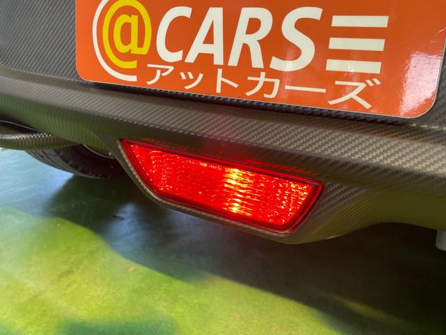 スイフトスポーツ ベースグレード　１０型メモリーナビ　フルセグ　ターボチャージャー　ＥＴＣ　ブルートゥース　ＣＤ・ＤＶＤ再生可能　オートクルーズ　オートライト　ＬＥＤヘッド　運転席ヒーター　純正アルミ　社外エアロ　オートエアコン　禁煙（26枚目）