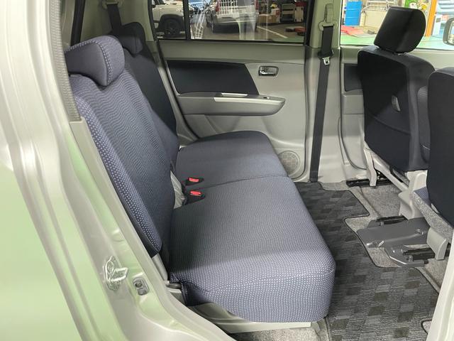 ワゴンＲ ＦＸリミテッドＩＩ　ＣＤプレイヤー　ＥＴＣ　スマートキー　ウィンカーミラー　オートエアコン　電動格納ミラー　純正エアロ　本革ステアリング　Ｗエアバッグ　純正セキュリティ　禁煙車　オゾン消臭施工済み（15枚目）