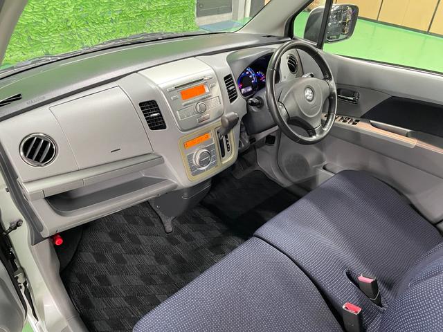 ワゴンＲ ＦＸリミテッドＩＩ　ＣＤプレイヤー　ＥＴＣ　スマートキー　ウィンカーミラー　オートエアコン　電動格納ミラー　純正エアロ　本革ステアリング　Ｗエアバッグ　純正セキュリティ　禁煙車　オゾン消臭施工済み（16枚目）