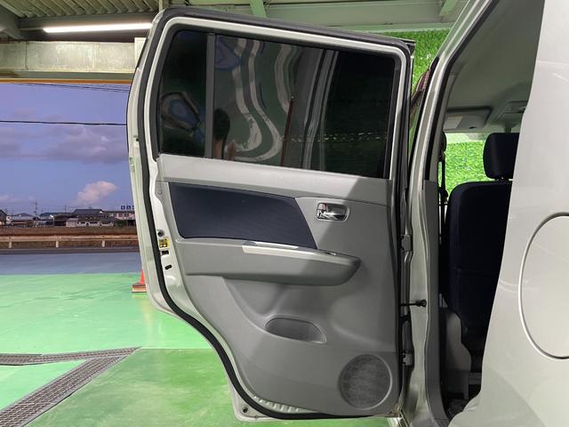 ワゴンＲ ＦＸリミテッドＩＩ　ＣＤプレイヤー　ＥＴＣ　スマートキー　ウィンカーミラー　オートエアコン　電動格納ミラー　純正エアロ　本革ステアリング　Ｗエアバッグ　純正セキュリティ　禁煙車　オゾン消臭施工済み（53枚目）