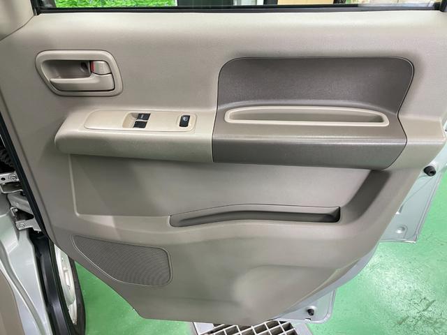 エブリイ PA ハイルーフ CDプレイヤー キーレスエントリー A/C パワステ P/W Wエアバッグ ワンオーナー 禁煙車 オゾン消臭施工済み(37枚目)