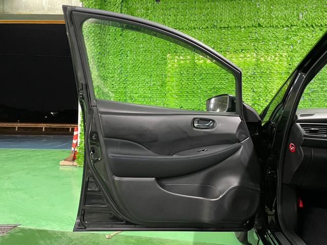 ■オイル交換４回無料■　　当店でお買い求めいただきましたお車はお乗りの期間中、オイル交換を４回無料にてご対応させていただきます。